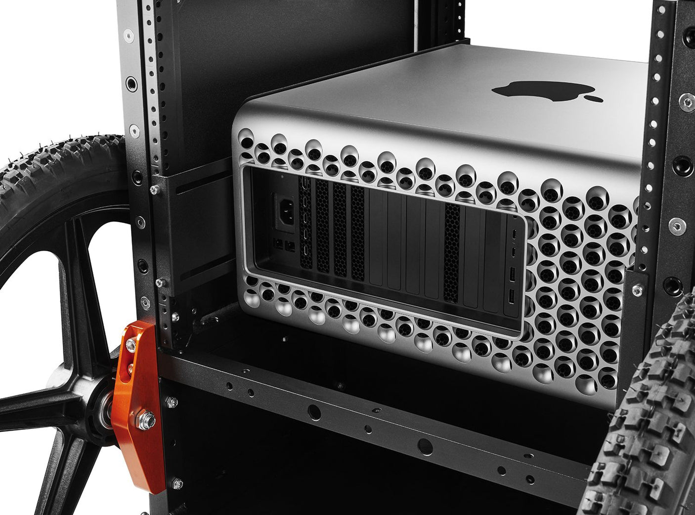 501-250_TOWER_RACK_SYSTEM_APPLE_MAC_PRO_REAR_079